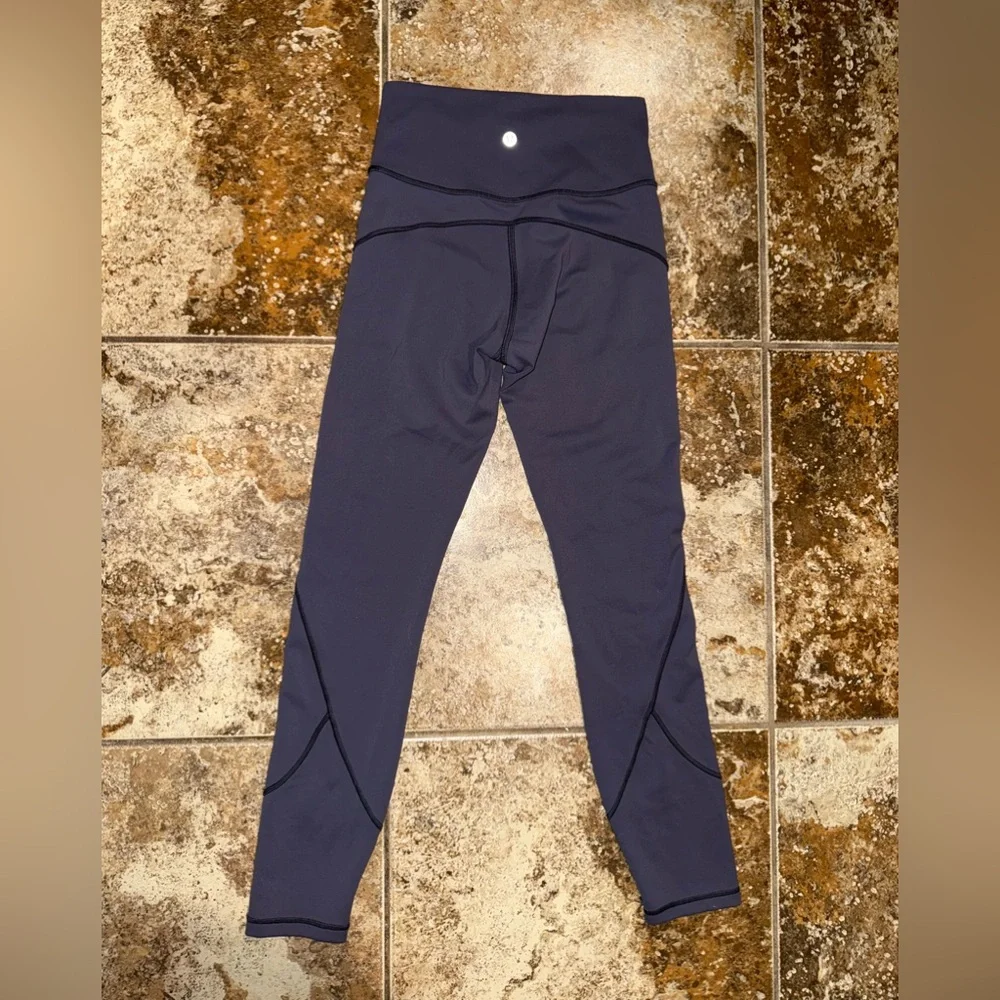 Lululemon In Movement Tight 25” *Everlux - Picture 2 of 5